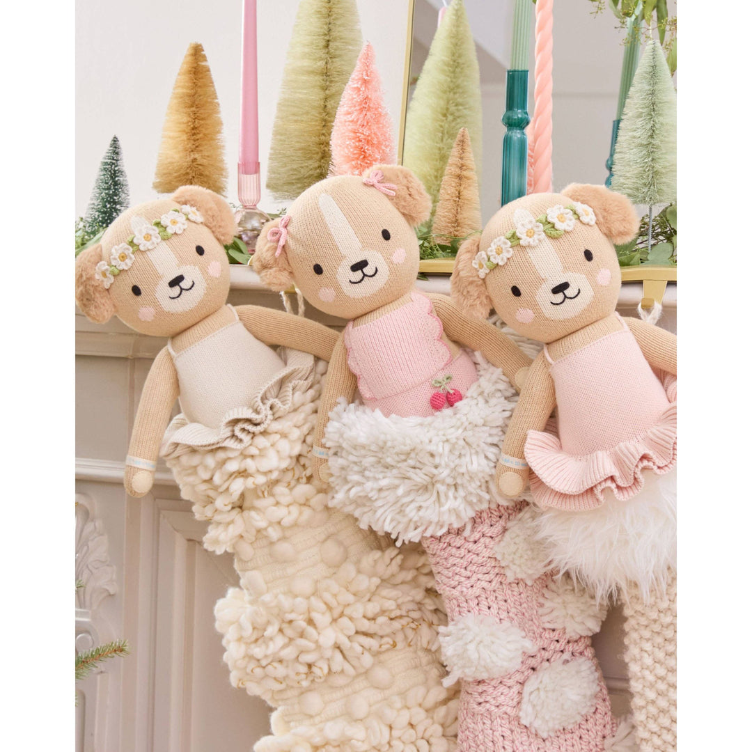 CUDDLE + KIND Evelyn the Golden Puppy • Tinsel