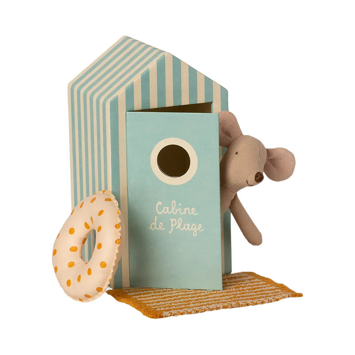 MAILEG Beach Mouse Little Brother in Cabin de Plage