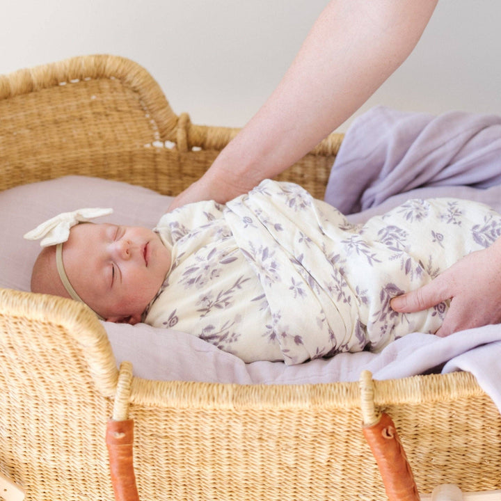 BAMBOO MUSLIN SWADDLE Forget-Me-Not