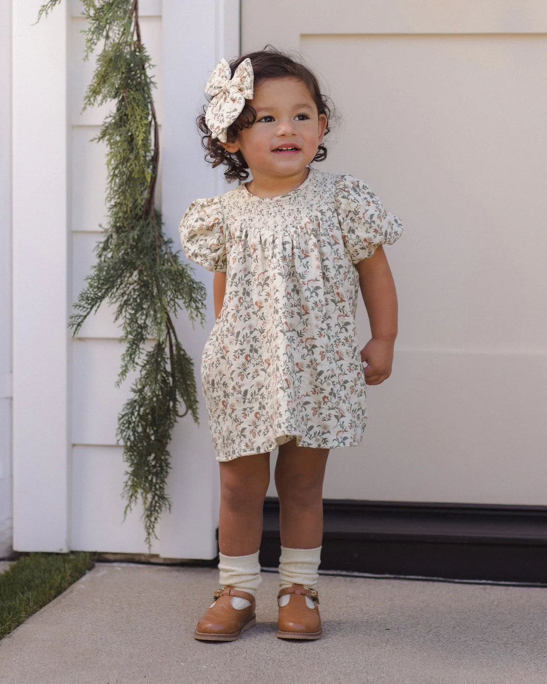 Bow Holiday Floral