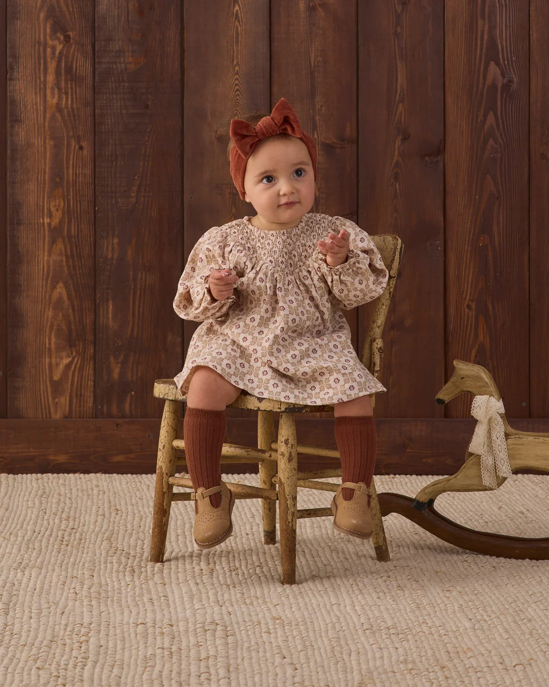 V SMOCKED DRESS WINTER ROSE