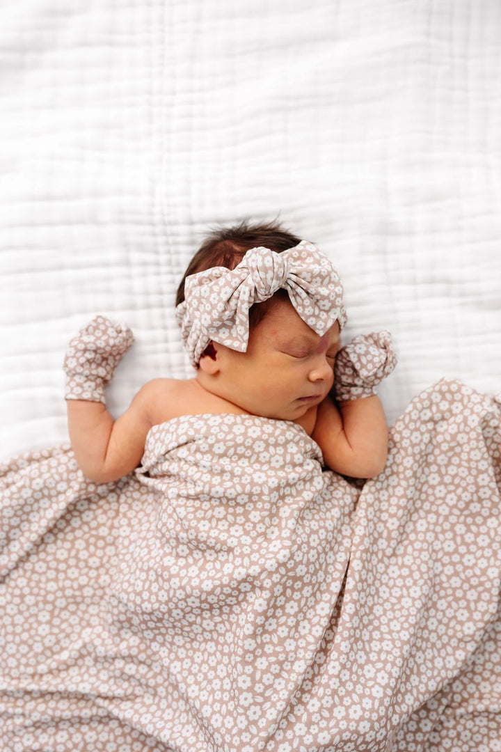 LOU LOU Swaddle Blanket • Laynie