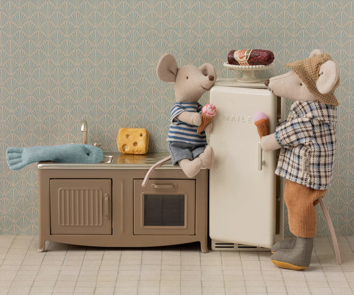 MAILEG Fridge, Mouse, Off white