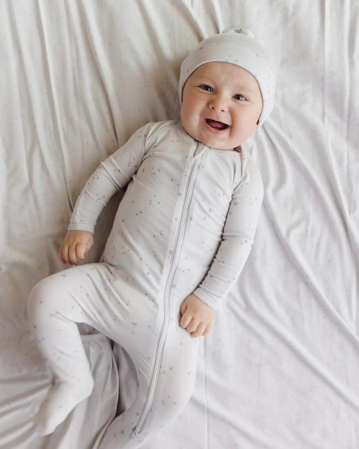 ORGANIC Knotted Baby Hat || Stars