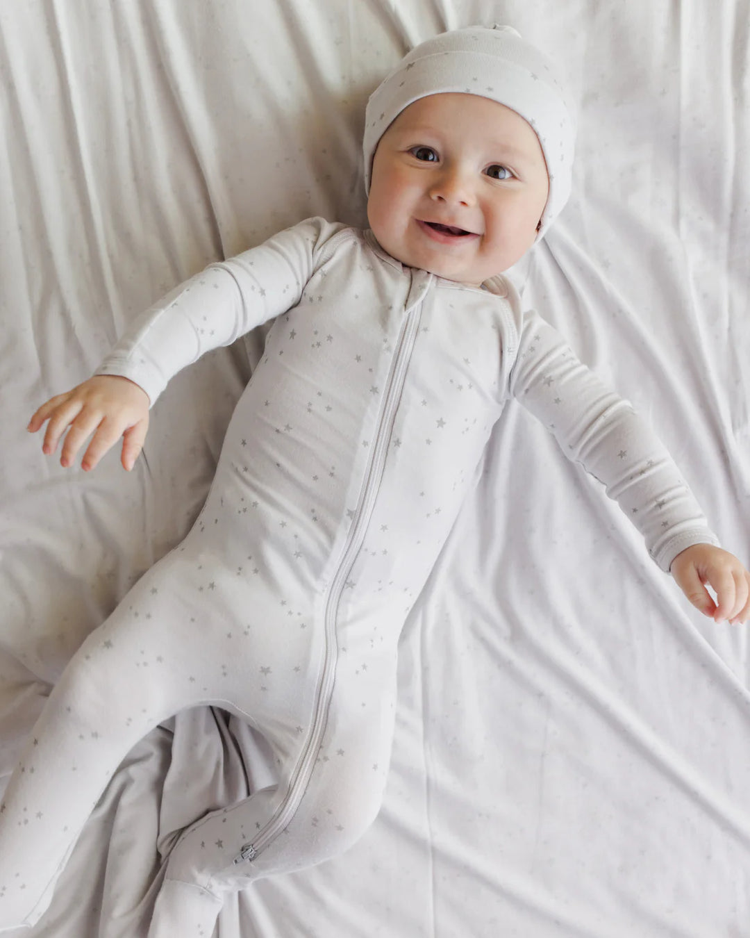 ORGANIC Knotted Baby Hat || Stars