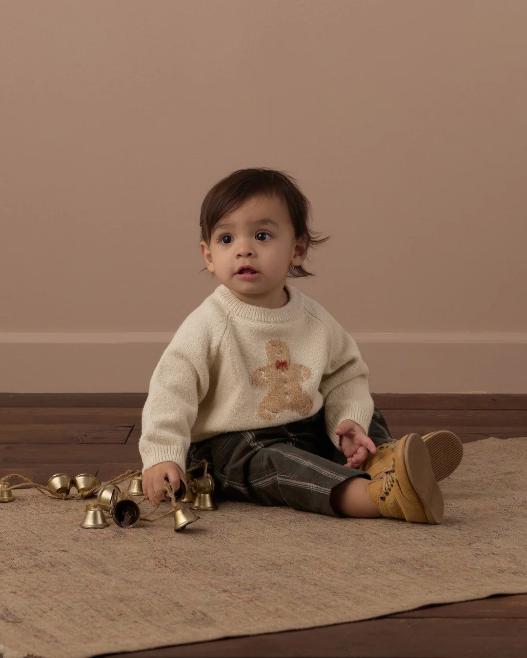 Relaxed Raglan Sweater Gingerbread Man