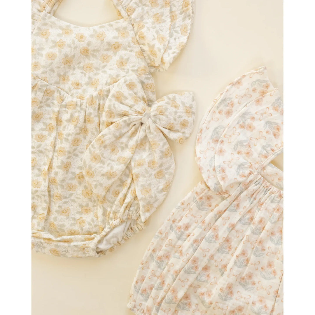 RYLEE + CRU Roxy Romper || Yellow Floral