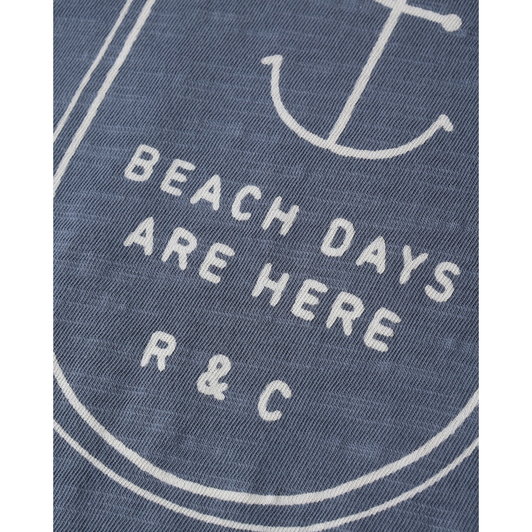 Raw Edge Tee || Beach Days
