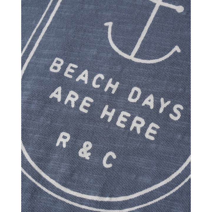 Raw Edge Tee || Beach Days