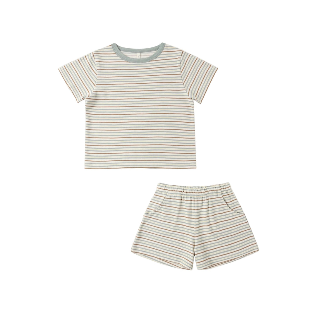 This ultra soft Rylee + Cru slub knit set includes a short sleeve top and coordinating shorts with an elastic waist and side pockets.

Featuring a 'vintage stripe' hue. Your littles will love living in this vintage look all season long!