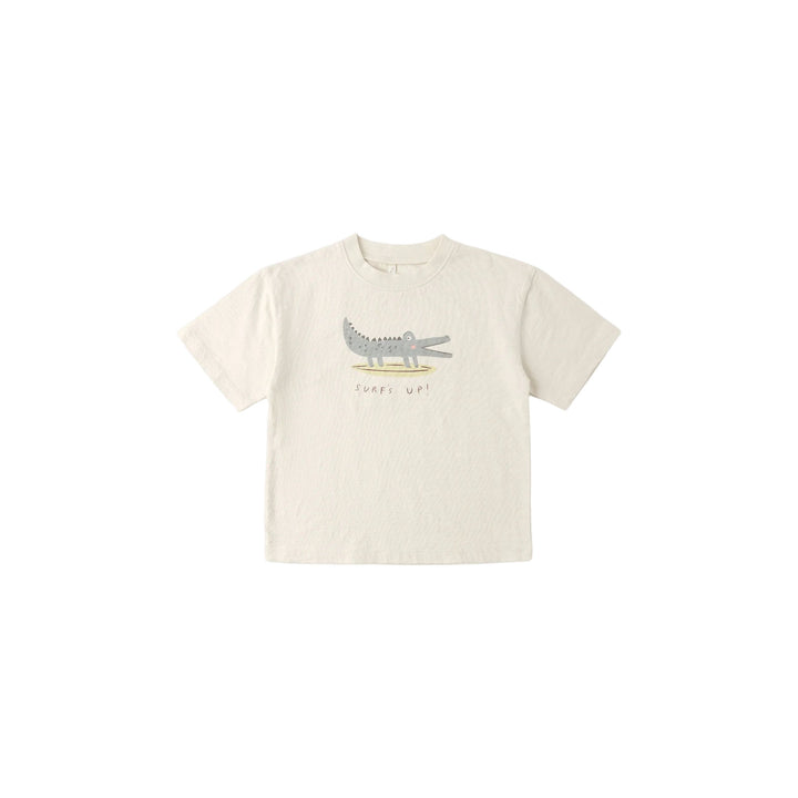 Rylee + Cru relaxed fit tee made from our soft cotton jersey. Shoulder snaps included in sizes 0-3m - 18-24m for easy dressing.

Featuring an &