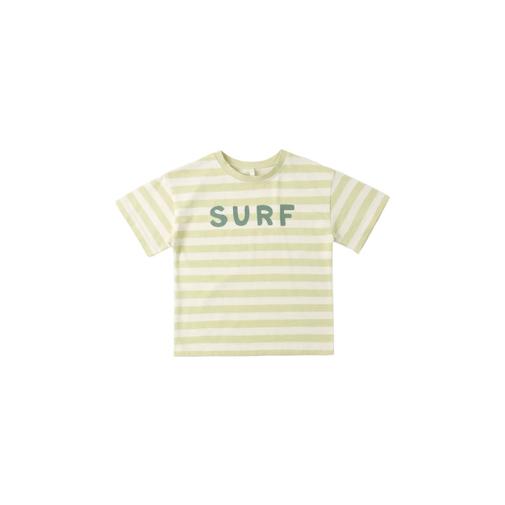 Rylee + Cru Relaxed fit tee made from our soft cotton jersey. Shoulder snaps included in sizes 0-3m - 18-24m for easy dressing.

Featuring a &