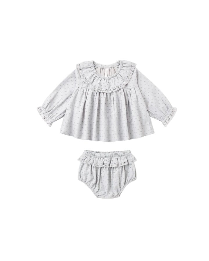 A baby girl&