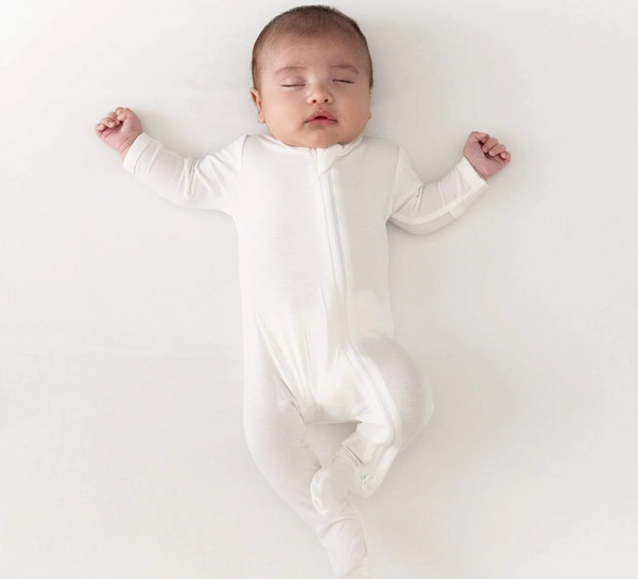 KYTE BABY Zippered Footie in Cloud