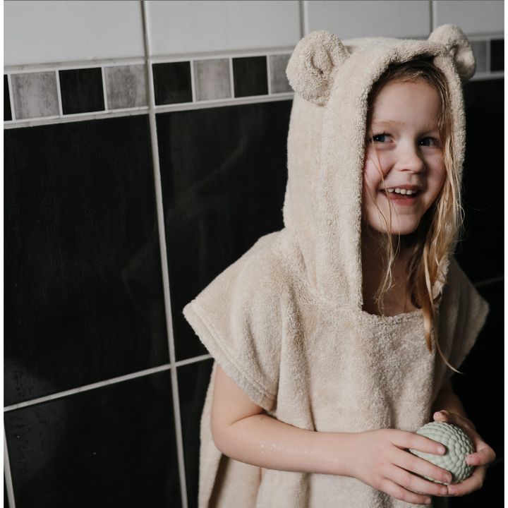 ORGANIC BEAR PONCHO TOWEL fog