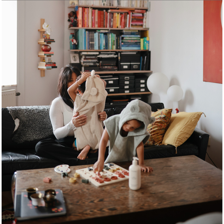 ORGANIC BEAR PONCHO TOWEL fog