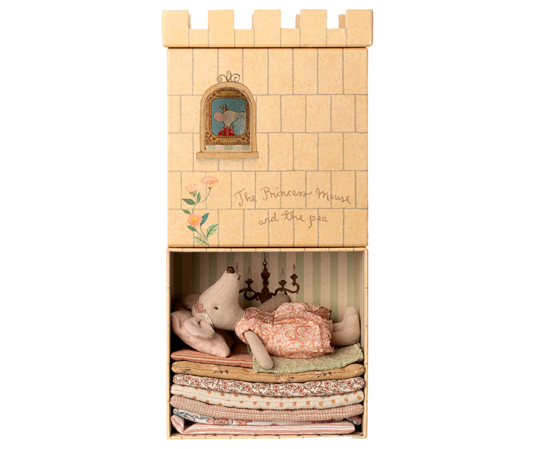 MAILEG Princess and the pea, Big sister mouse