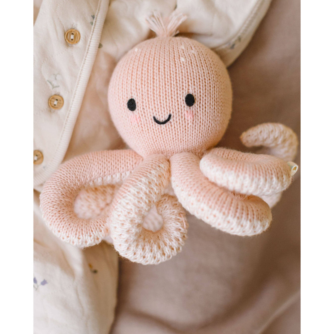 CUDDLE + KIND Baby octopus • soft coral pink