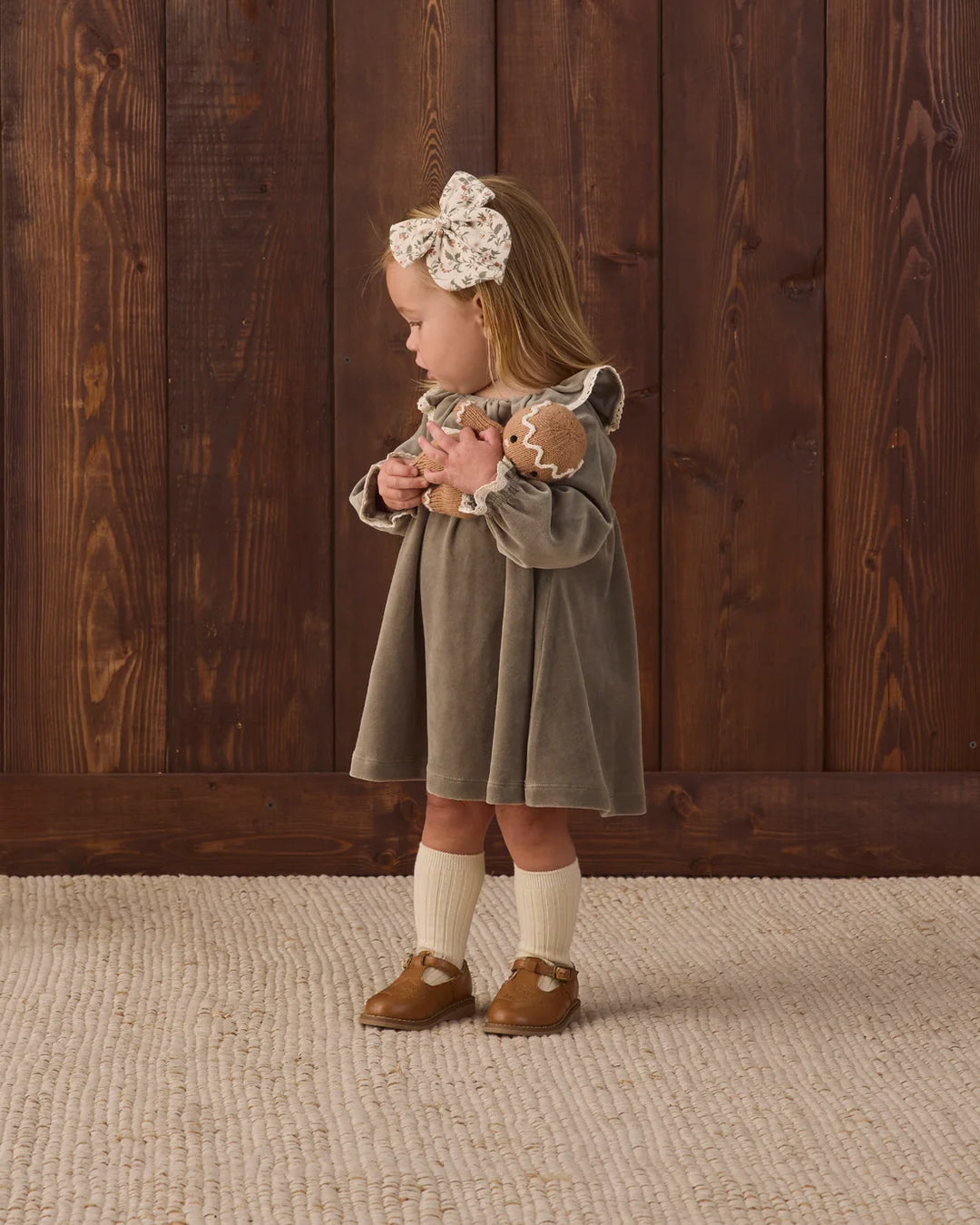 Bow Holiday Floral