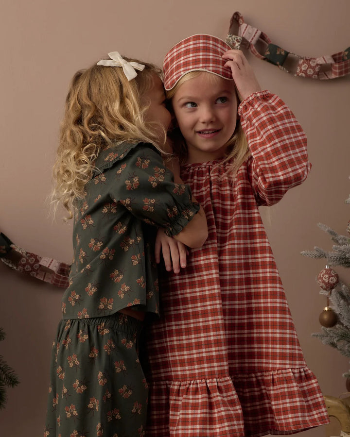 Ruffle Pajamas Evergreen Bouquet