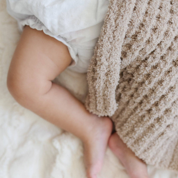WAFFLE BAMBONI Mini Blanket • Wheat