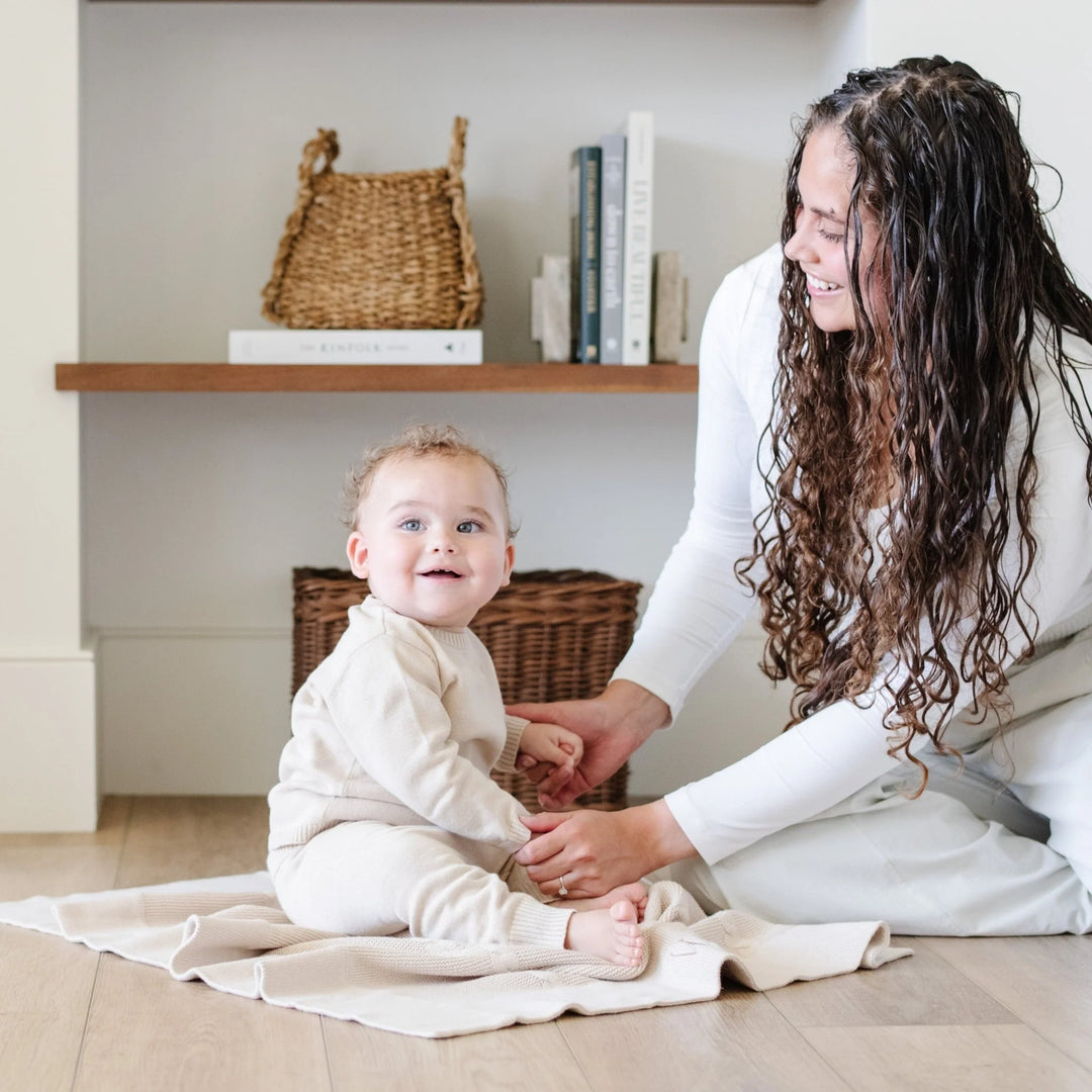 Heirloom Knit Receiving Blanket • Tan