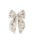 Oversized Bow Winter Garden